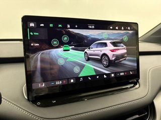 SKODA Elroq Elroq 60 Sportline 63 kWh Batterie 150 KW (204 CV) Tracción trasera