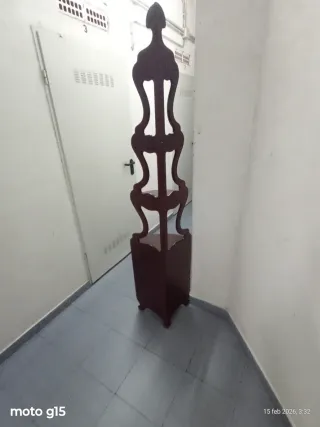 Elegante Estantería Rinconera Vintage Madera