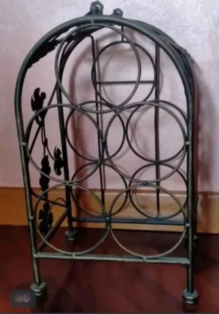 Porta bottiglie in ferro battuto