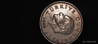 Moneda 50000 Liras Turcas 2000