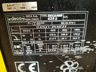 3 Máquinas de soldar semiautomáticas Deco y Serra.