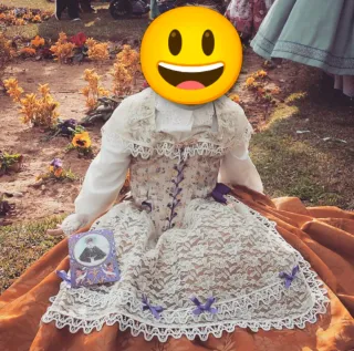 Regional Labradora con corpiño falda y  Delantal