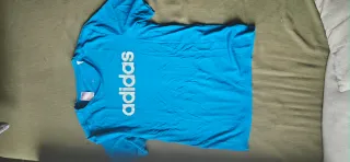 Lote Ropa Adidas usada varias tallas.