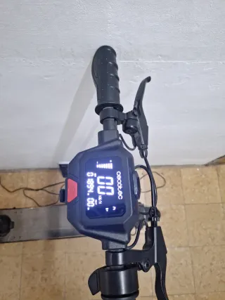 Patinete Eléctrico cecotec bongo
