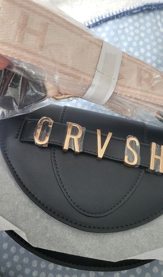 Bolso bandolera negro CRVSH