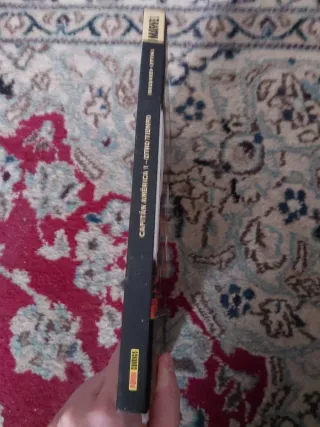 Capitan america 1 .Otro tiempo Marvel deluxe. Brub