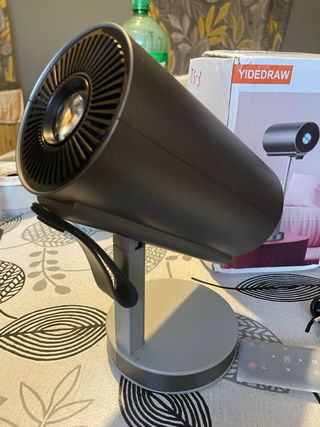 Proyector Portátil TS-3 Pro con Soporte