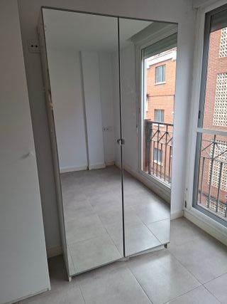 Armario Ikea puertas espejo