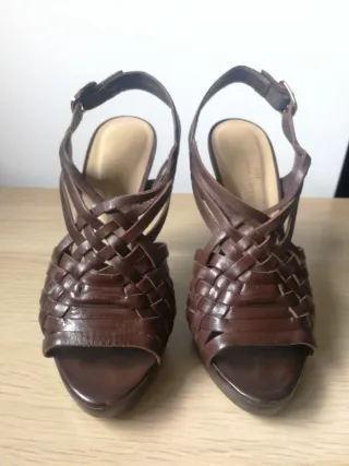 Sandalias Gloria Ortiz Marrones Talla 36