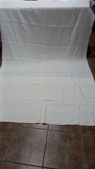 Sábana antigua de lino lienzo..ideal indumentaria.
