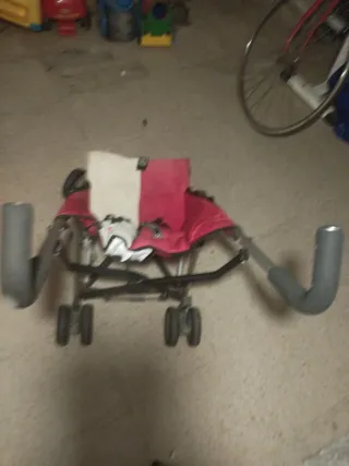 Silla de paseo plegable roja