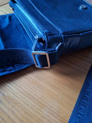 Borsello uomo nero tracolla