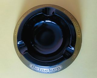 CENICERO HEINEKEN VINTAGE CRISTAL NEGRO