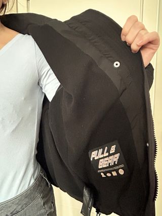 Abrigo plumífero negro Pull&Bear