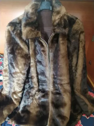 Pelliccia corta marrone