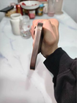 iPhone 16 Pro Max 512GB Oro eSIM