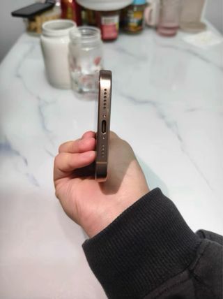 iPhone 16 Pro Max 512GB Oro eSIM