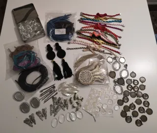 Material para manualidades y bisutería