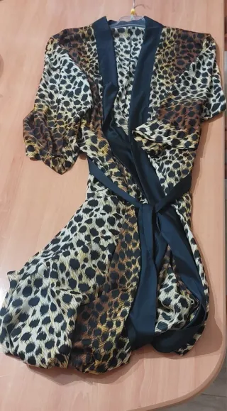 Bata larga animal print