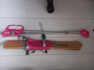 Esquís infantiles USKI con bastones