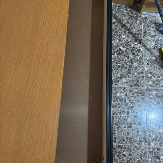 Cómoda y 2 Mesitas Madera y Metal