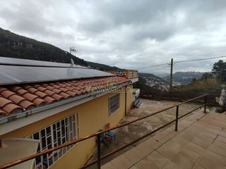 Chalet en venta en Vallirana