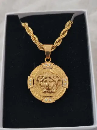 Colgante Medusa Versace con cadena