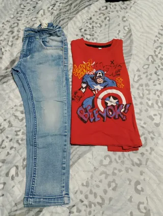 Set bambino jeans, polo e maglietta