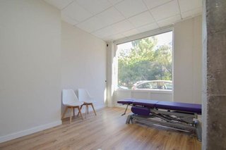 Local comercial en venta en Cervantes en Granada