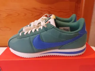 Nike Cortez Mujer Verde y Azul