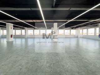 Oficina en alquiler en Castillejos en Madrid