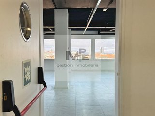 Oficina en alquiler en Castillejos en Madrid