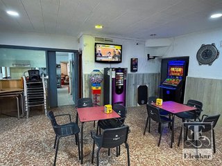 Local comercial en venta en Residencial en Cunit