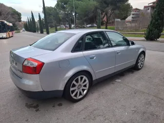 Audi A4 2.5 TDI quattro 2001
