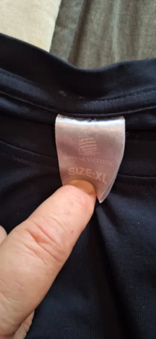 T-shirt blu con logo