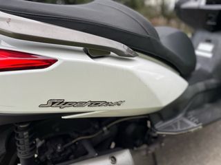 Kymco Superdink 300 Blanca