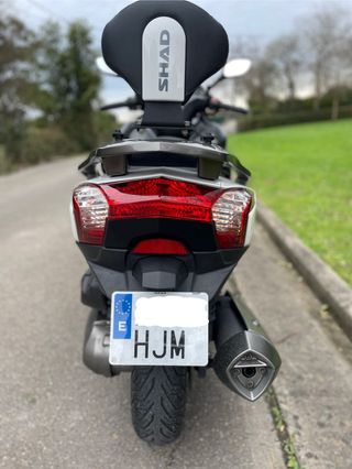 Kymco Superdink 300 Blanca