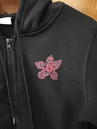 Sudadera Stranger Things Demogorgon Run