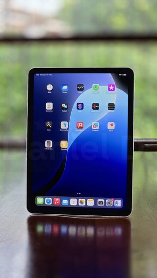 iPad Air M2 Apple 128GB Wi-Fi + Cell IMPOLUTA