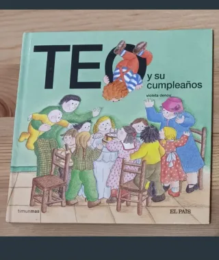 PC Fisher Price+mando +móvil+20 toys+libro+mochila