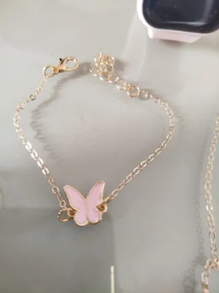 Conjunto de joyería mariposa.