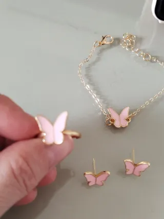 Conjunto de joyería mariposa.