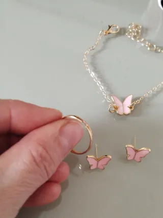 Conjunto de joyería mariposa.
