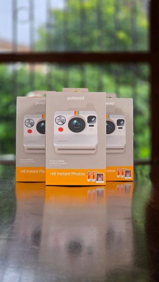 Polaroid Now Gen 3 PRECINTADA