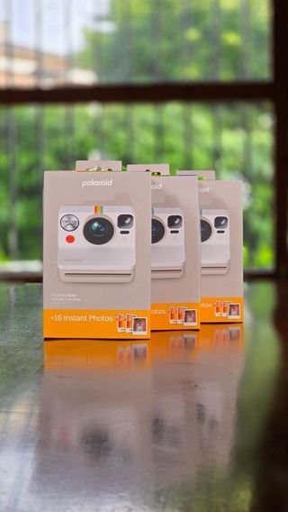 Polaroid Now Gen 3 PRECINTADA