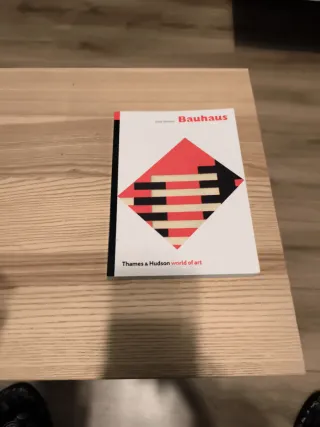 World of Art Series Bauhaus