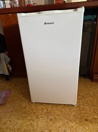 Nevera Benavent Blanca