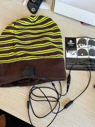 Cappello Beanie con cuffie Aerialt Sound Disk