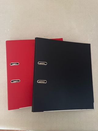 Carpetas Archivador Rojo y Negro