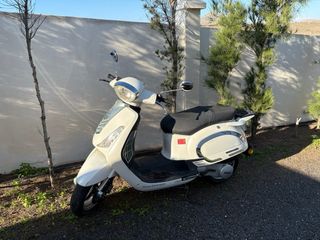 Aiyumo 125 Scooter 13000km. MOTO EN LANZAROTE